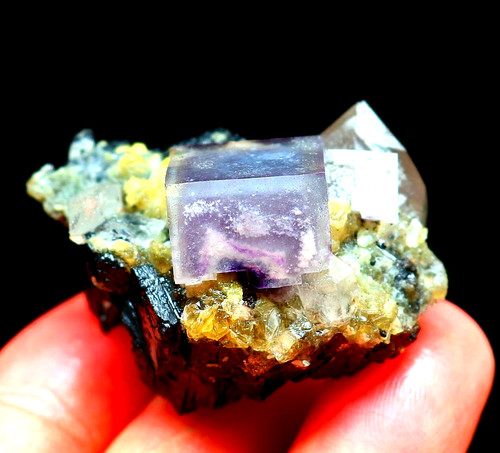 Natural purple cubic - natural,